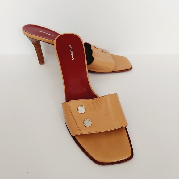 Vintage Burberry Leather Studded Accents Slides - Picture 14 of 15